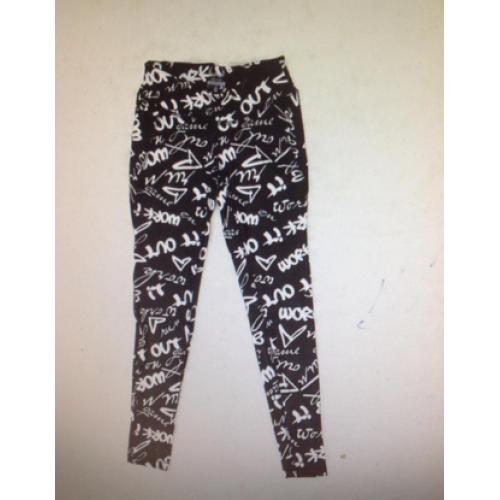 Quần legging chữ XK